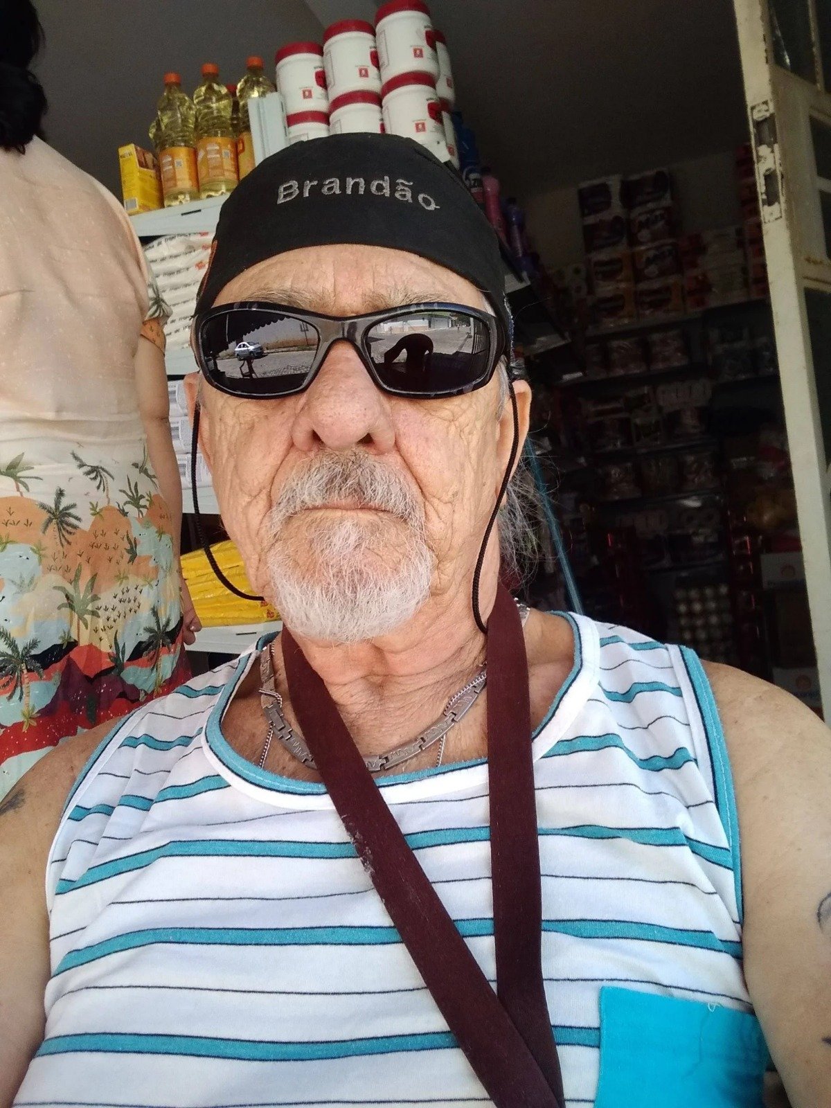 Titulo Honorifico de Sênior da Rede Brazil Rider's por seus préstimos ao motociclista Euclides Brandão - Governador Valadares/MG